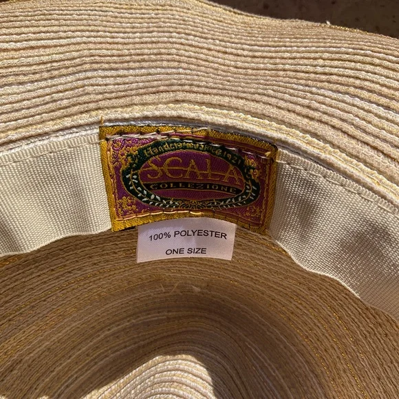 🐚 Scala Hat with FREE Shell Pin - Picture 6 of 12